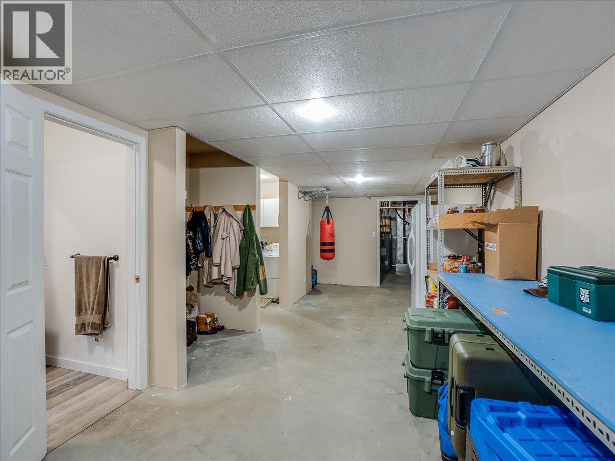 2095 Pass Creek Road, Castlegar, British Columbia  v1n 4t1 - Photo 42 - 10386340