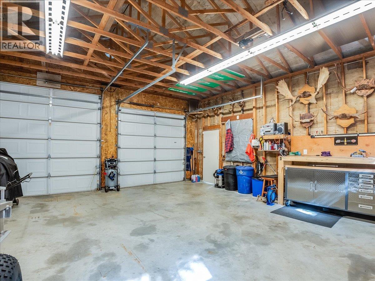2095 Pass Creek Road, Castlegar, British Columbia  v1n 4t1 - Photo 53 - 10386340
