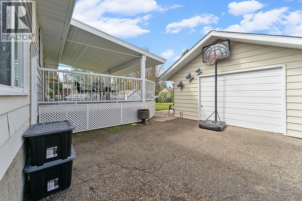 3731 50 Avenue, Innisfail, Alberta  T4G 1J2 - Photo 49 - A2312339