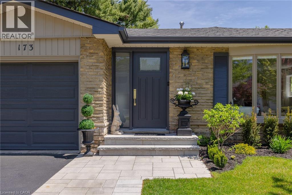 173 Chebucto Drive, Oakville, Ontario  L7J 5R1 - Photo 2 - 40832075
