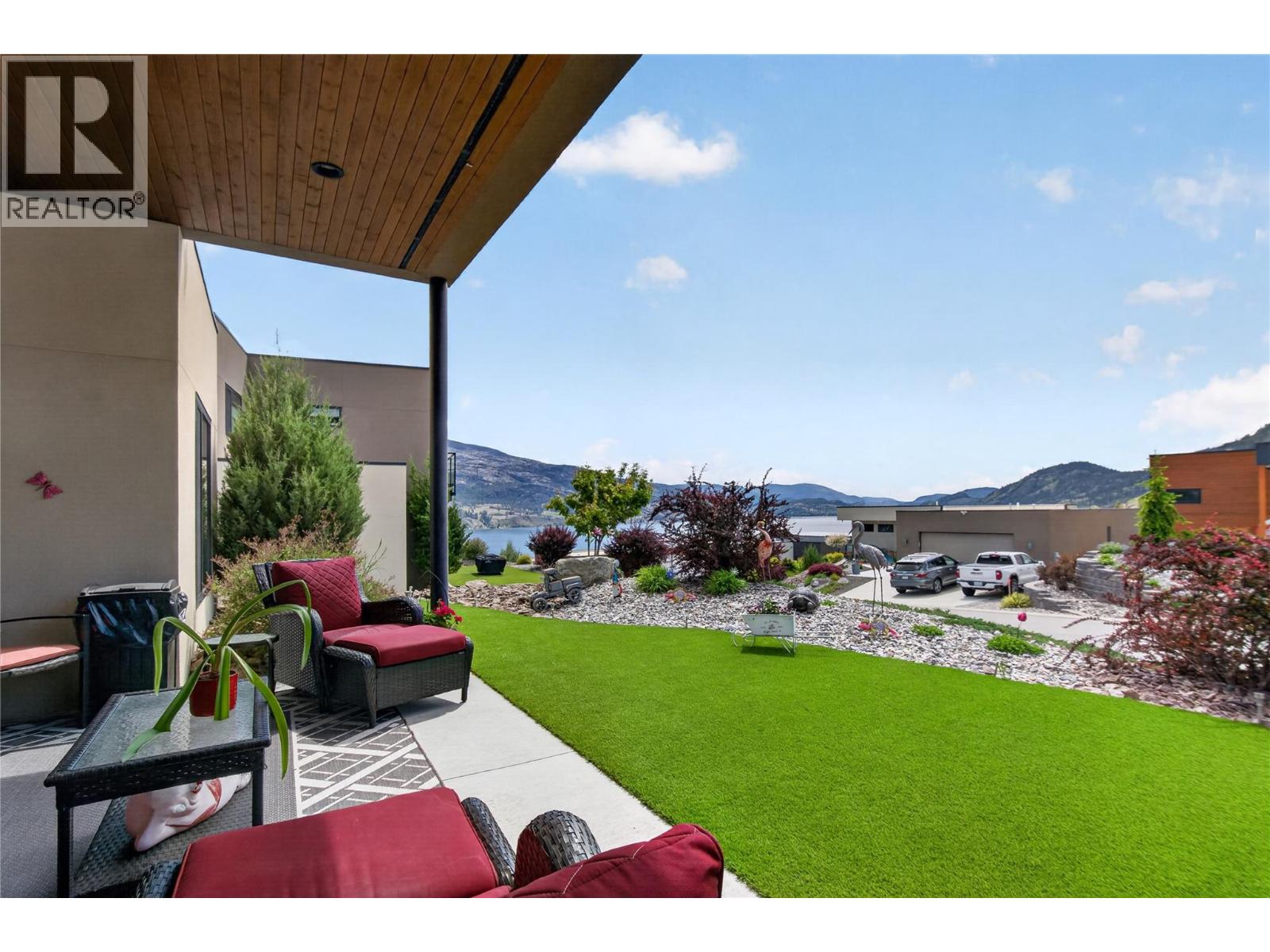 121 Ridge Park, Penticton, British Columbia  V2A 0B1 - Photo 3 - 10388076