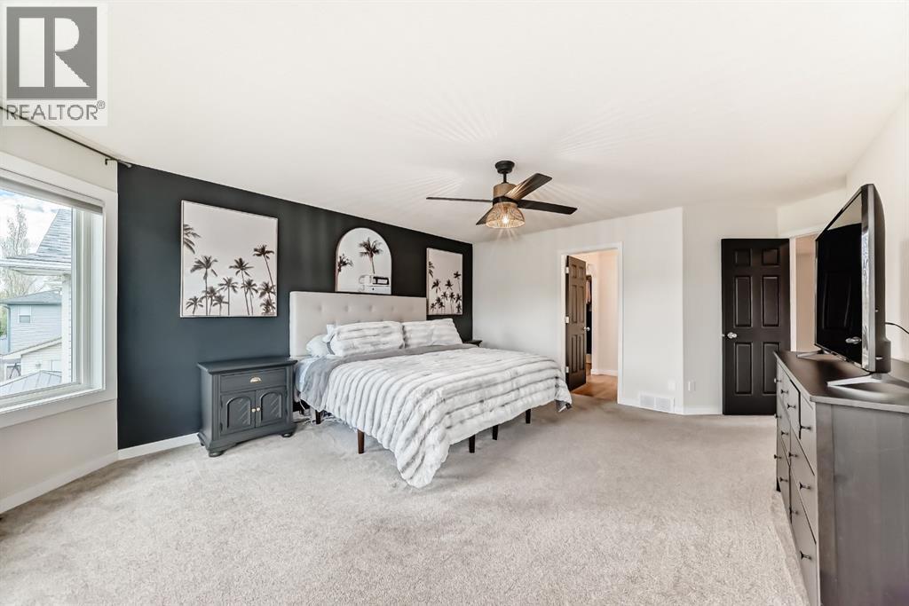 135 Crystalridge Court, Okotoks, Alberta  T1S 1X7 - Photo 13 - A2312744