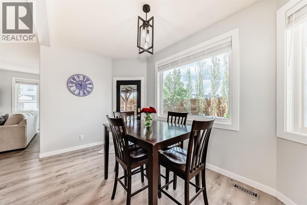 135 Crystalridge Court, Okotoks, Alberta  T1S 1X7 - Photo 4 - A2312744