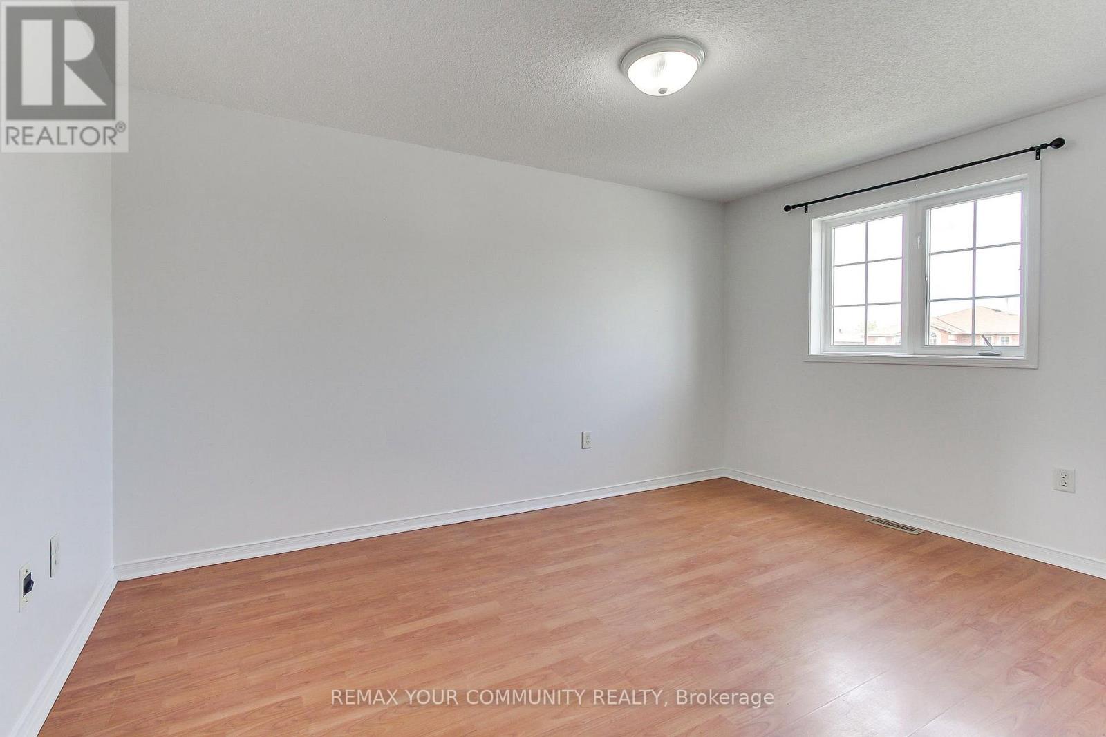 Main - 72 Ambler Bay, Barrie, Ontario  L4M 7A6 - Photo 21 - S13157044