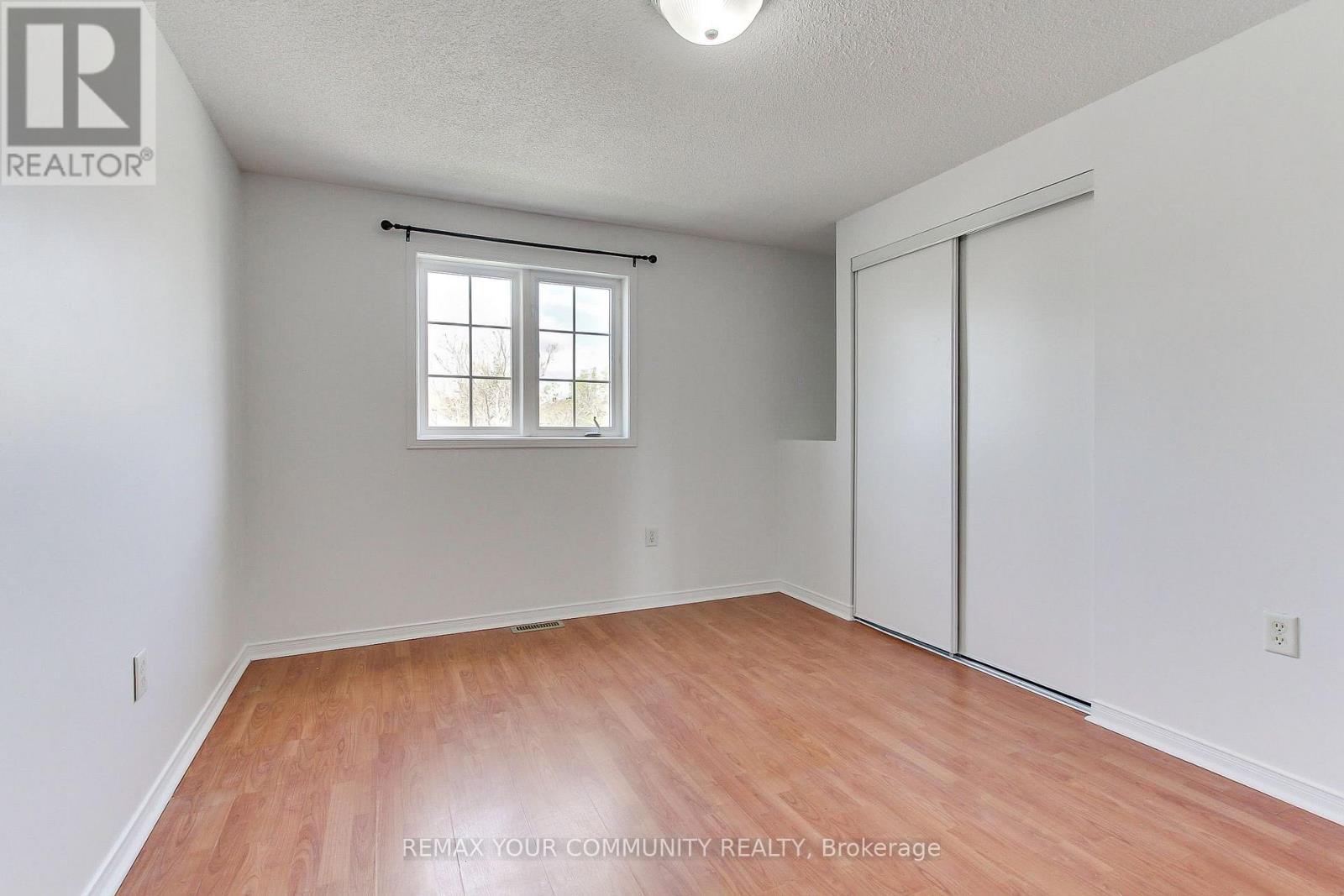 Main - 72 Ambler Bay, Barrie, Ontario  L4M 7A6 - Photo 22 - S13157044