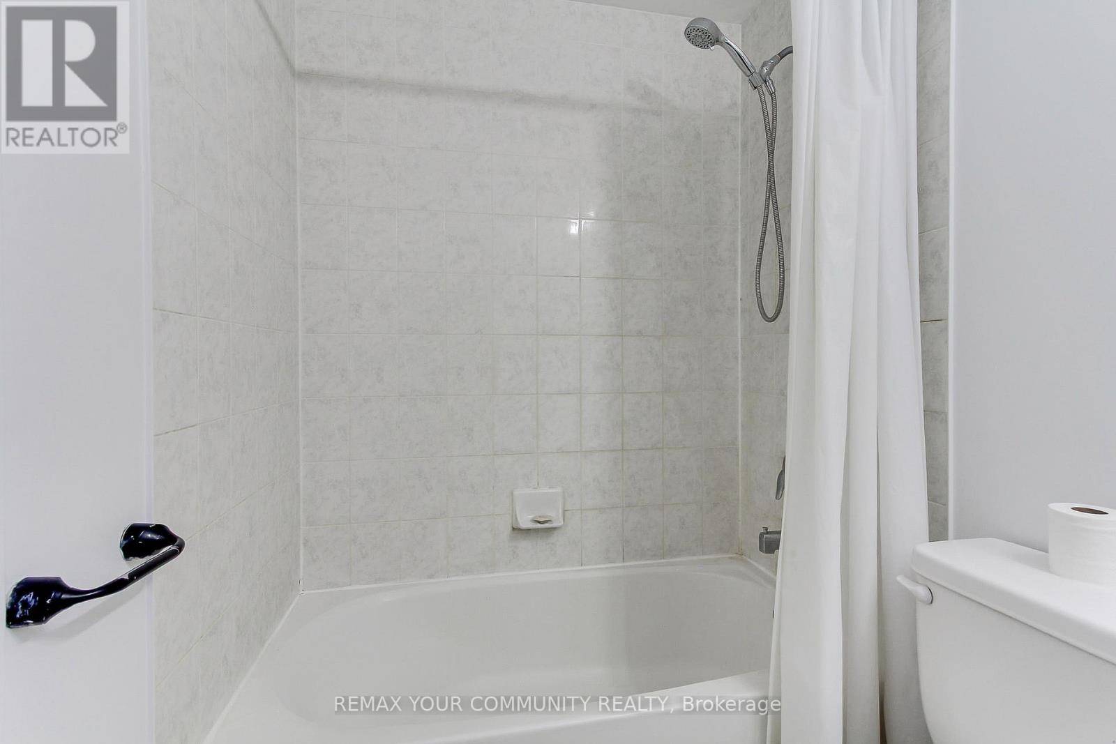 Main - 72 Ambler Bay, Barrie, Ontario  L4M 7A6 - Photo 24 - S13157044