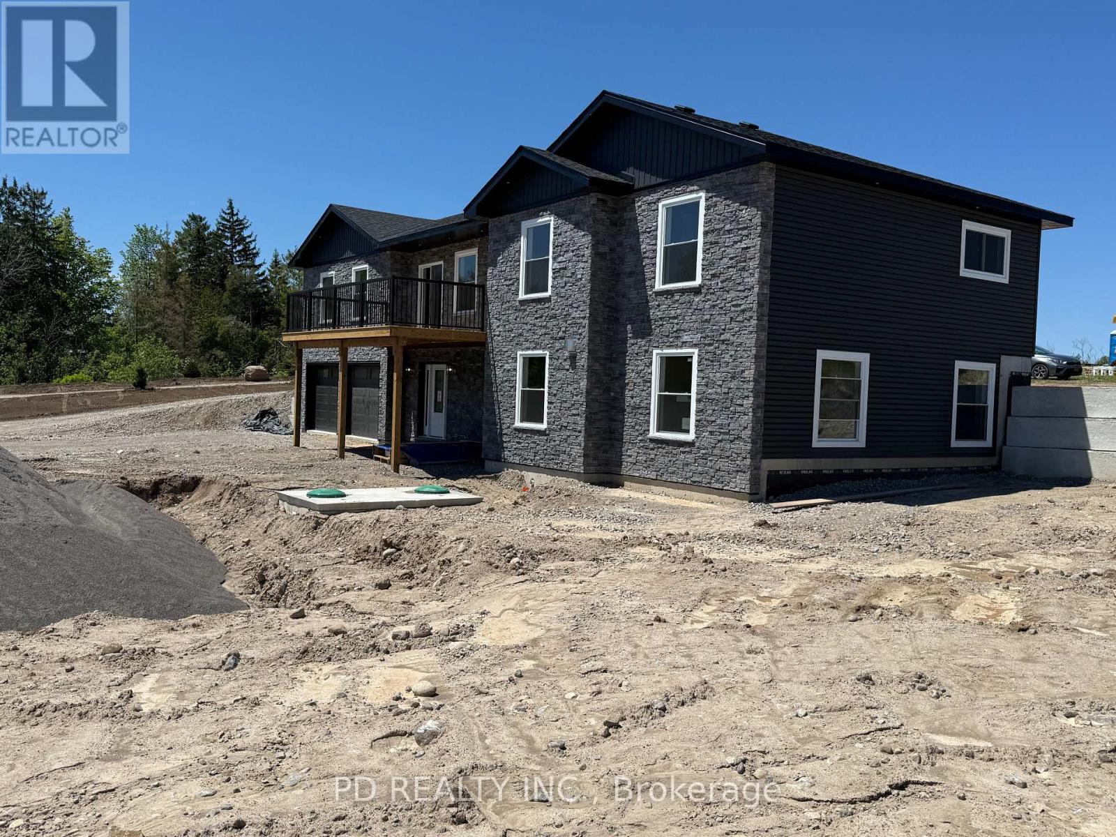 2467 Queen Mary Street, Cavan Monaghan, Ontario  L0A 1C0 - Photo 4 - X12954766