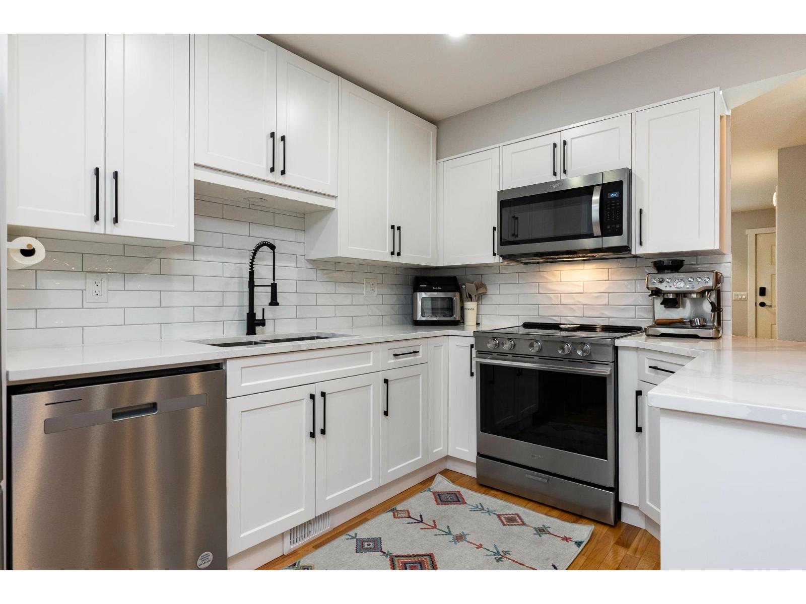 4 45640 Storey Avenue, Sardis West Vedder, Chilliwack, British Columbia  V2R 3C5 - Photo 6 - R3125632