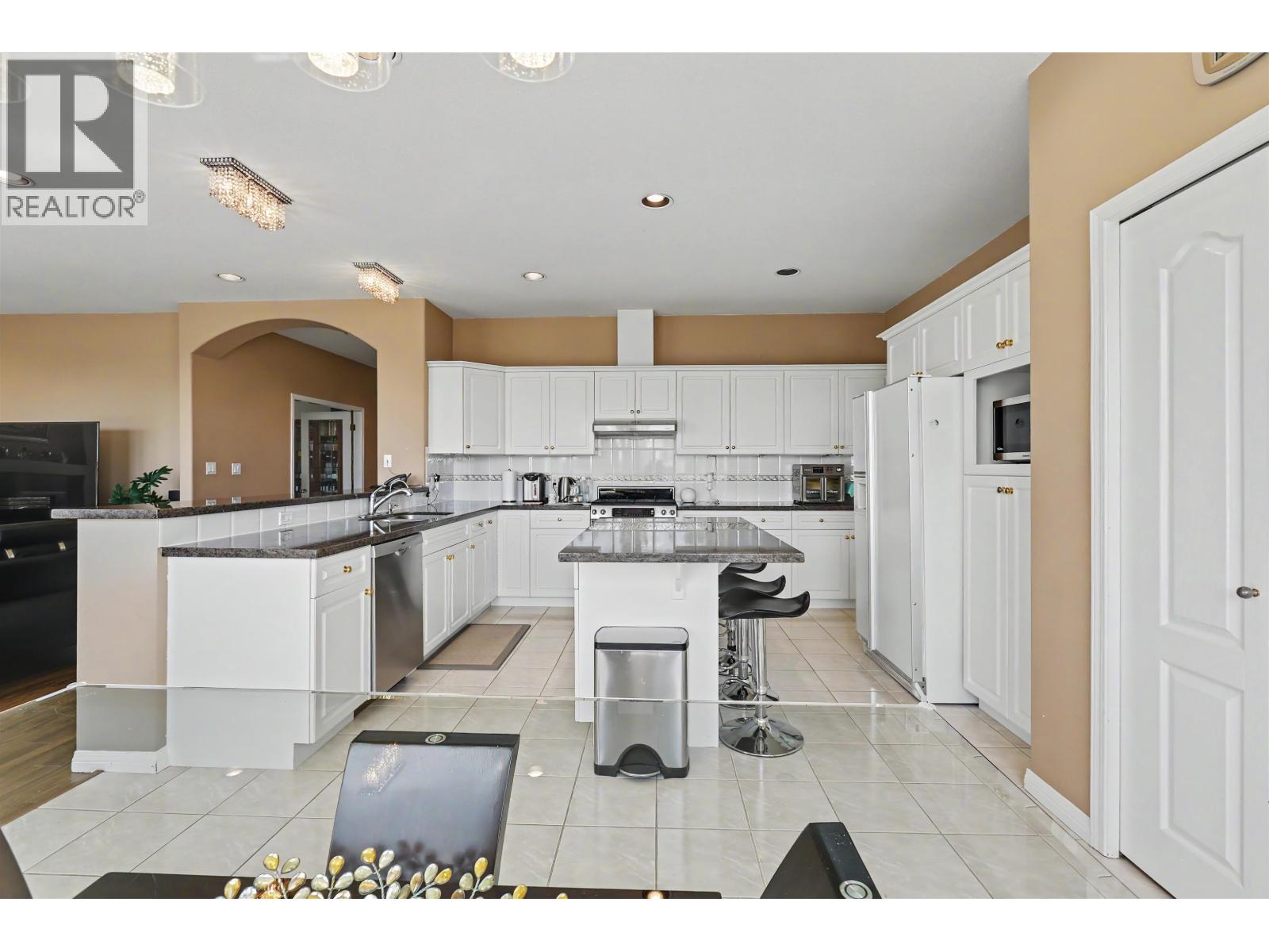 2586 Jade Place, Coquitlam, British Columbia V3E 2Z2 - Photo 10 - R3126017