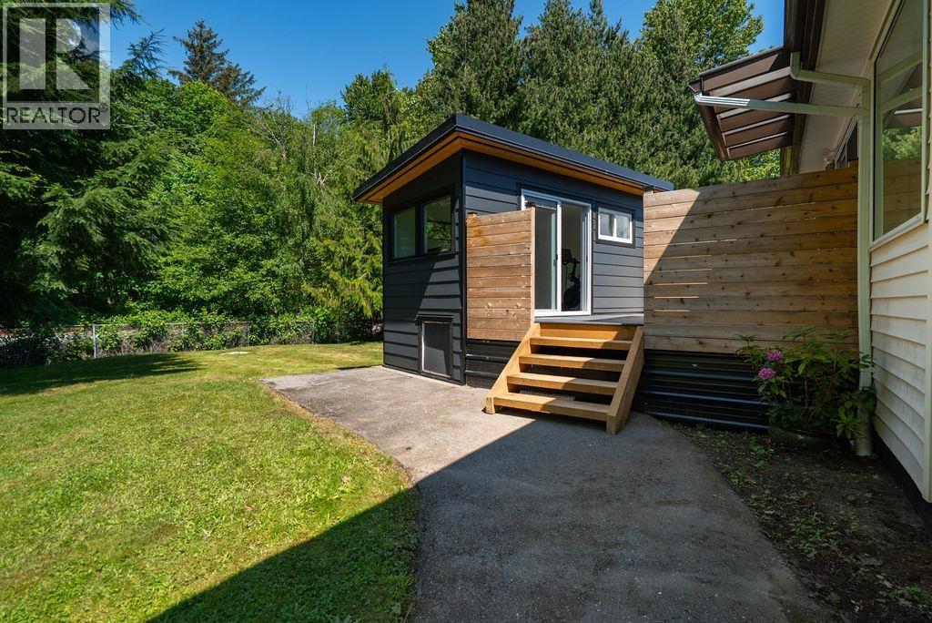 1032 Edgewater Crescent, Squamish, British Columbia  V8B 0B2 - Photo 14 - R3126320