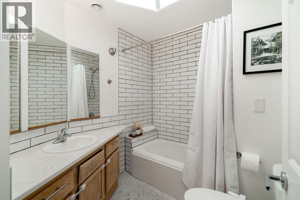 1032 Edgewater Crescent, Squamish, British Columbia  V8B 0B2 - Photo 10 - R3126320