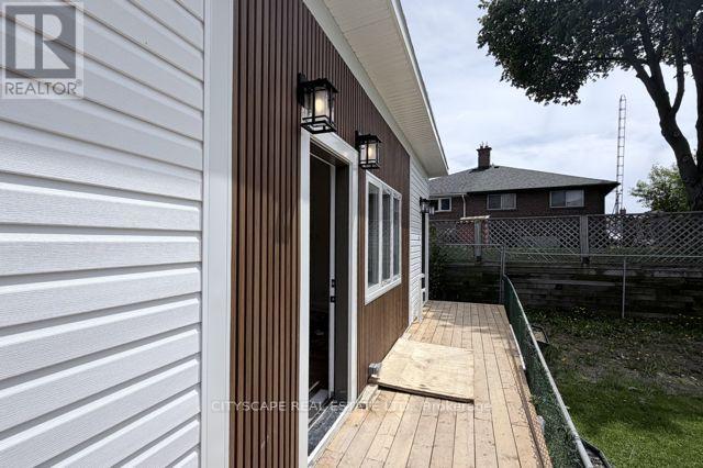 301 - 15 Sanagan Road, Toronto, Ontario  M9V 1R7 - Photo 2 - W13157026