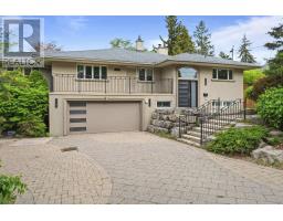 27 PRINCESS ANNE CRESCENT, Toronto, Ontario
