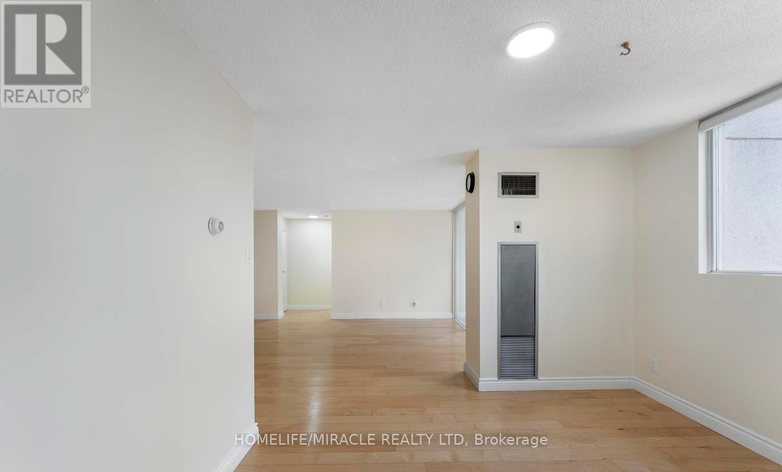 202 - 3700 Kaneff Crescent N, Mississauga, Ontario L5A 4B8 - Photo 17 - W13157072