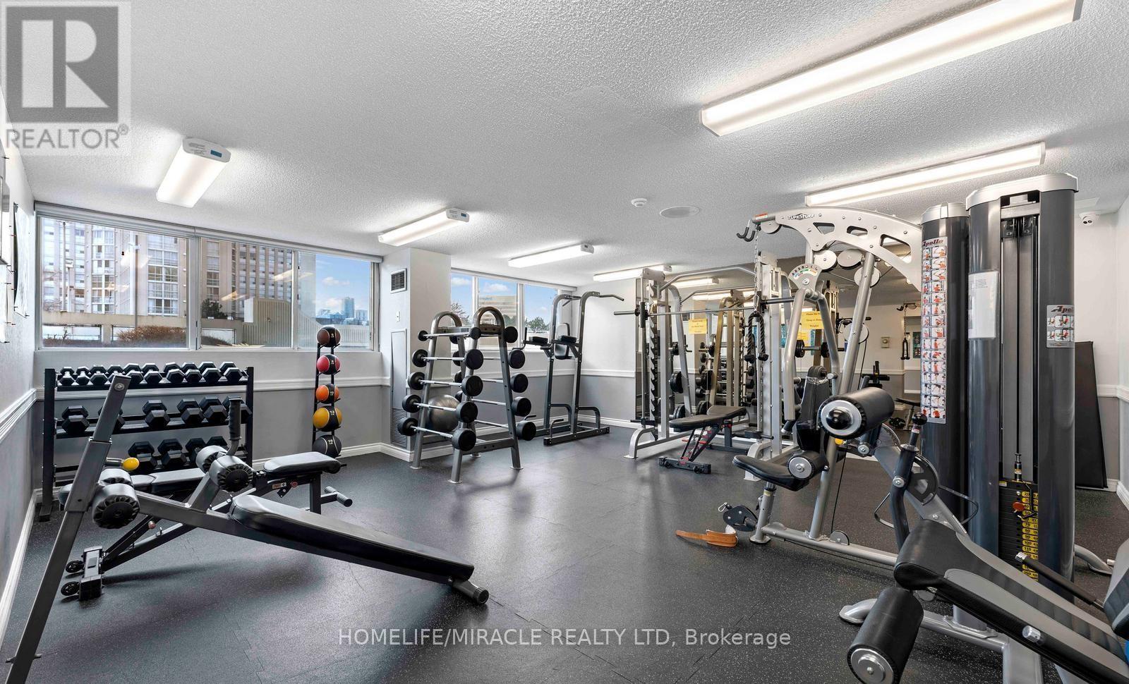202 - 3700 Kaneff Crescent N, Mississauga, Ontario L5A 4B8 - Photo 26 - W13157072