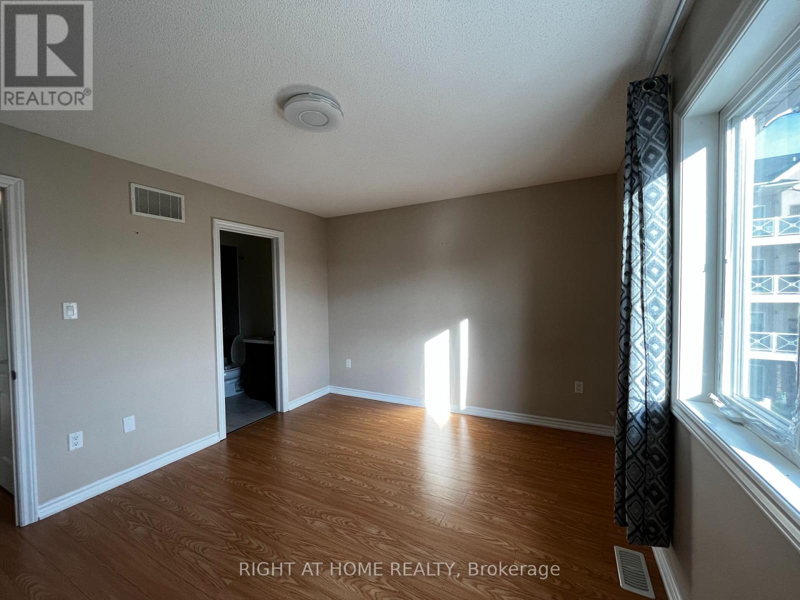 128 - 1380 Costigan Road, Milton, Ontario  L9T 8L2 - Photo 13 - W13157096