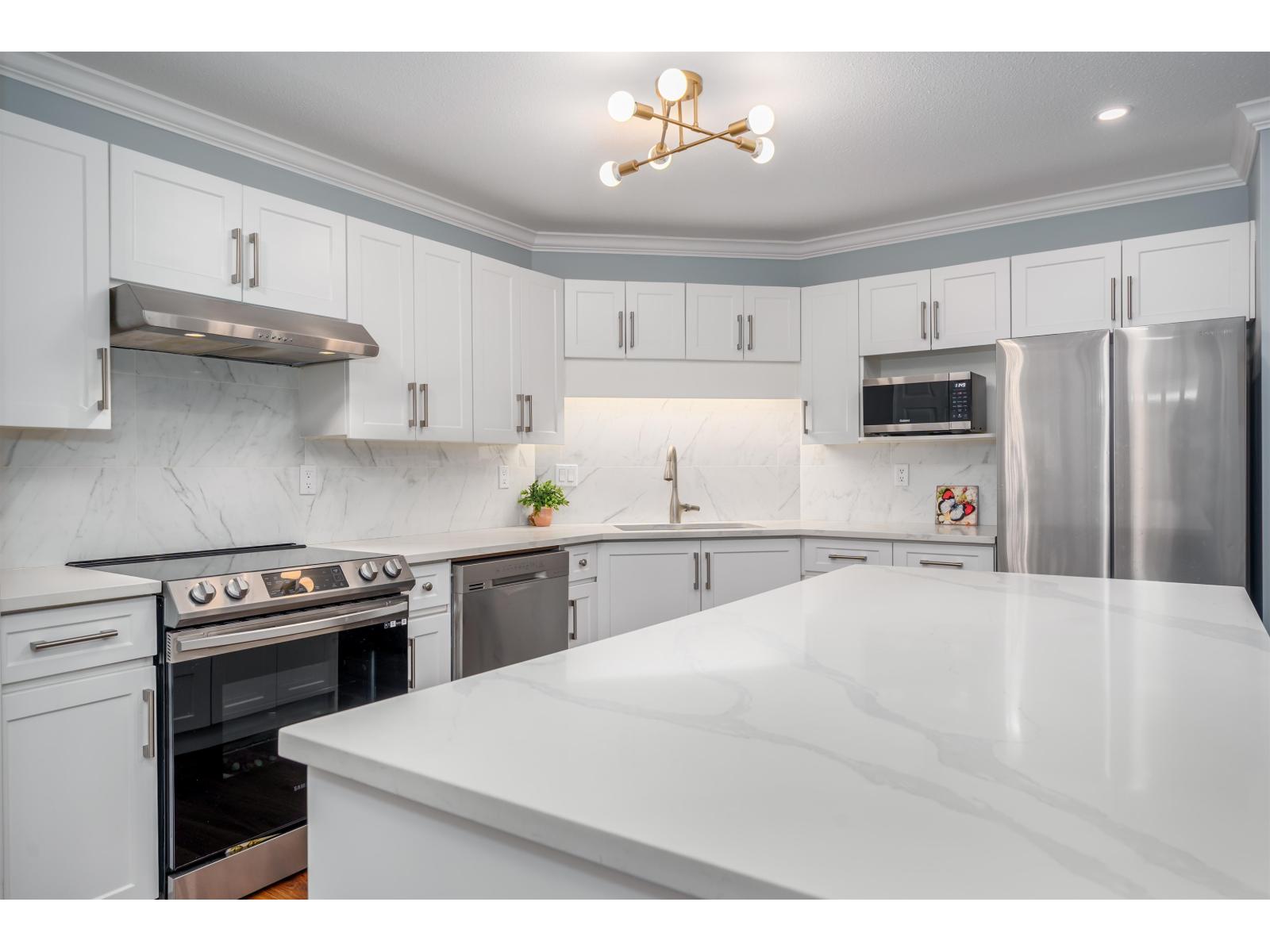 301 2410 Emerson Street, Abbotsford, British Columbia  V2T 3J3 - Photo 5 - R3125577