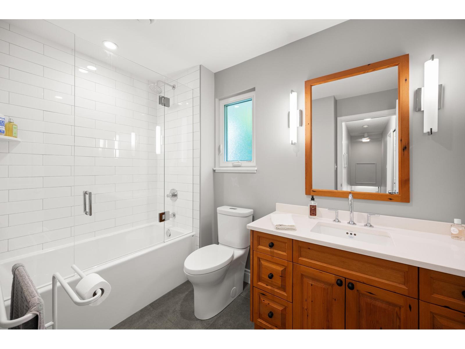 15464 Poplar Street, Surrey, British Columbia  V4A 5H8 - Photo 23 - R3125992