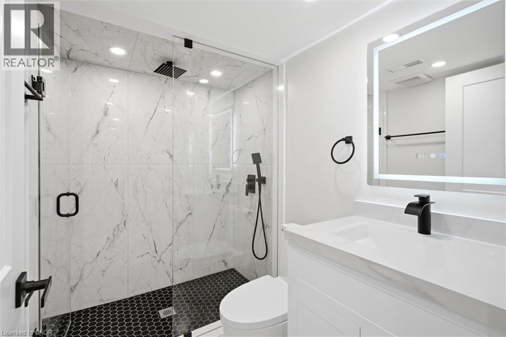24 Treeview Drive, Toronto, Ontario  M8W 4B9 - Photo 33 - 40829206