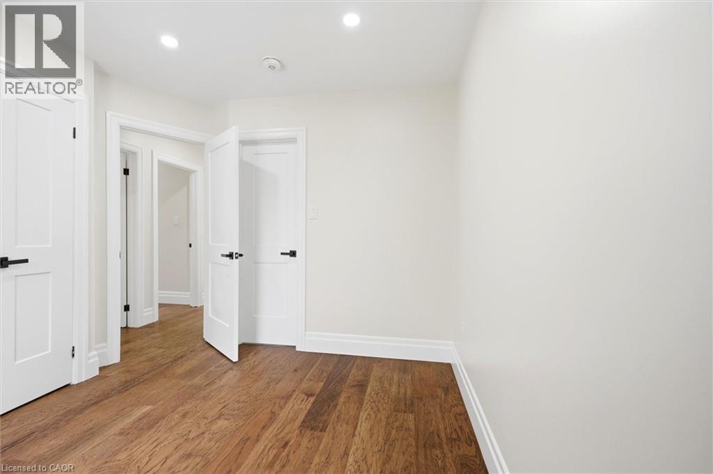 24 Treeview Drive, Toronto, Ontario  M8W 4B9 - Photo 18 - 40829206