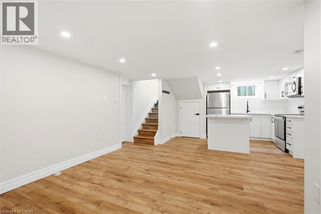 24 Treeview Drive, Toronto, Ontario  M8W 4B9 - Photo 21 - 40829206