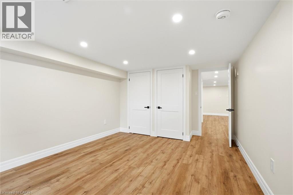 24 Treeview Drive, Toronto, Ontario  M8W 4B9 - Photo 30 - 40829206