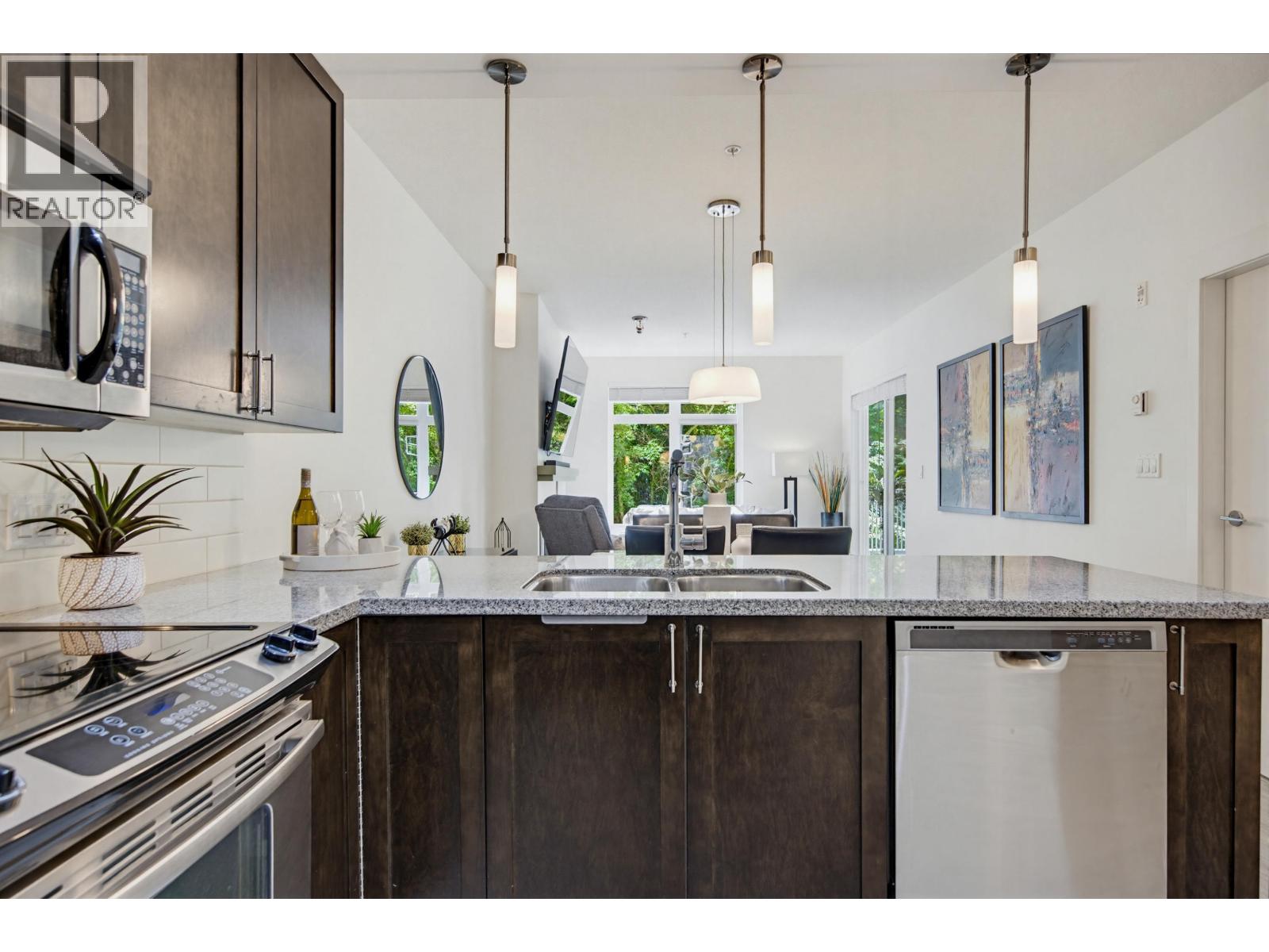 219 2368 Marpole Avenue, Port Coquitlam, British Columbia  V3C 0B4 - Photo 8 - R3125007