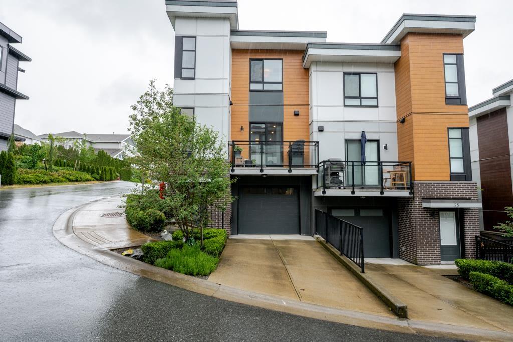 26 20087 68 Avenue, Langley, British Columbia V2Y 3H9 - Photo 1 - R3126147