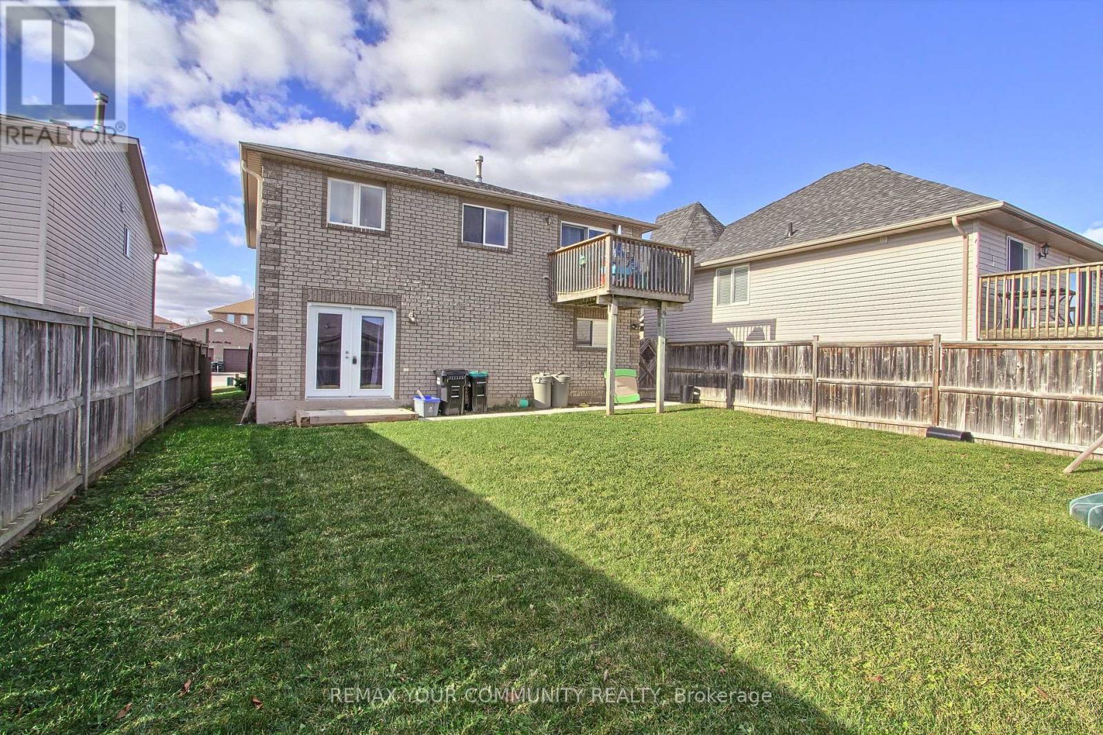Main - 72 Ambler Bay, Barrie, Ontario  L4M 7A6 - Photo 27 - S13157044