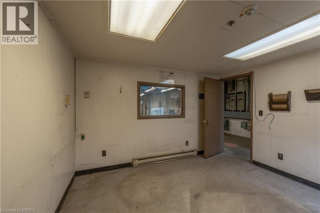 115 Scott Avenue Unit# A, Paris, Ontario  N3L 3K4 - Photo 45 - 40827869