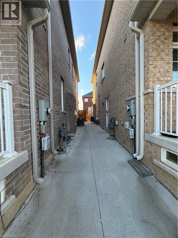 89 Kenesky Drive Unit# Bsmt, Waterdown, Ontario  L8B 1Y4 - Photo 3 - 40832365
