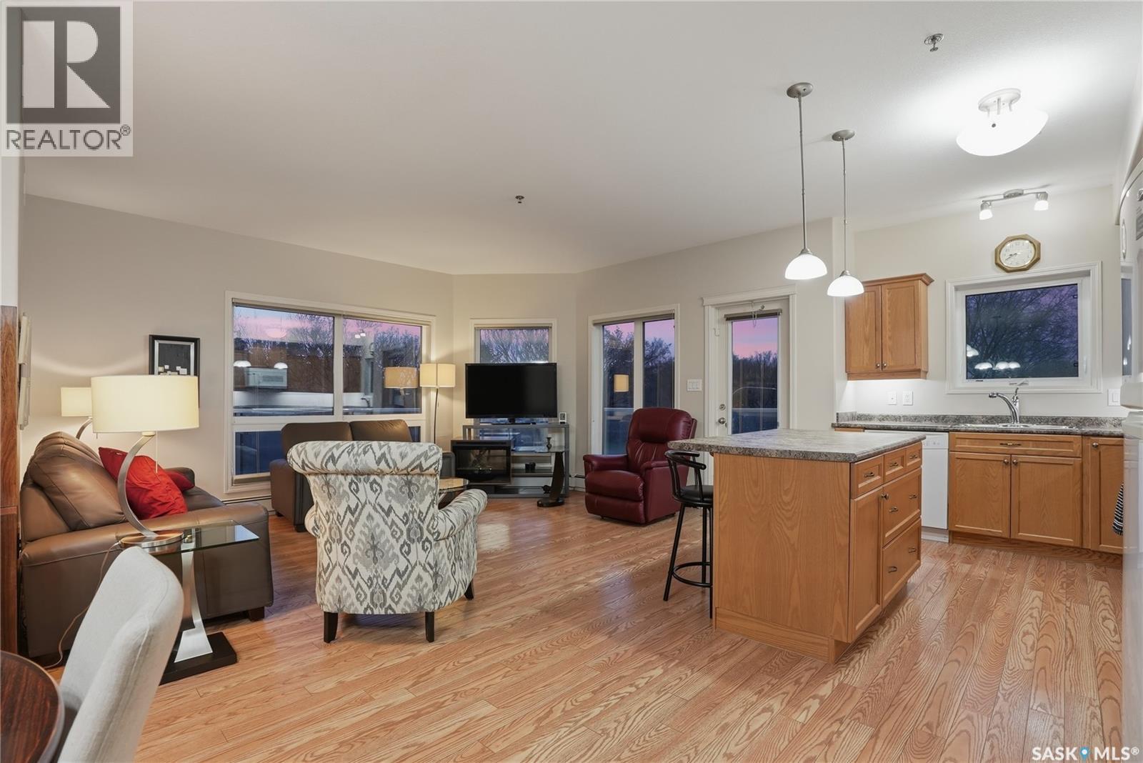 210 102 Armistice Way, Saskatoon, Saskatchewan  S7J 2Z6 - Photo 14 - SK036724