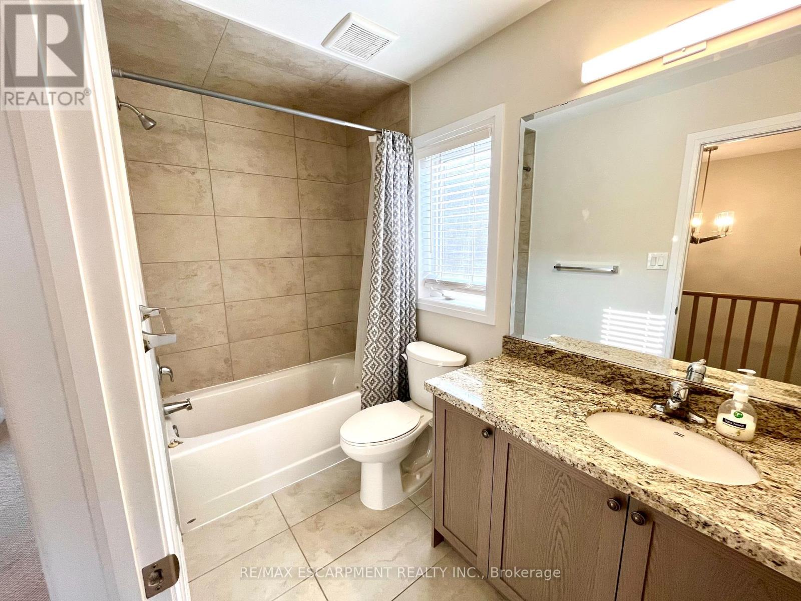 21 - 270 Melvin Avenue, Hamilton, Ontario L8H 2K2 - Photo 22 - X13157012