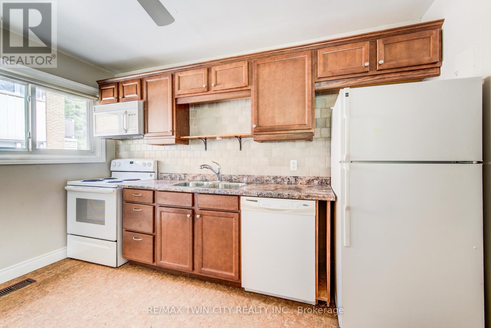71 Brandon Avenue, Kitchener, Ontario  N2M 2J2 - Photo 18 - X13157092