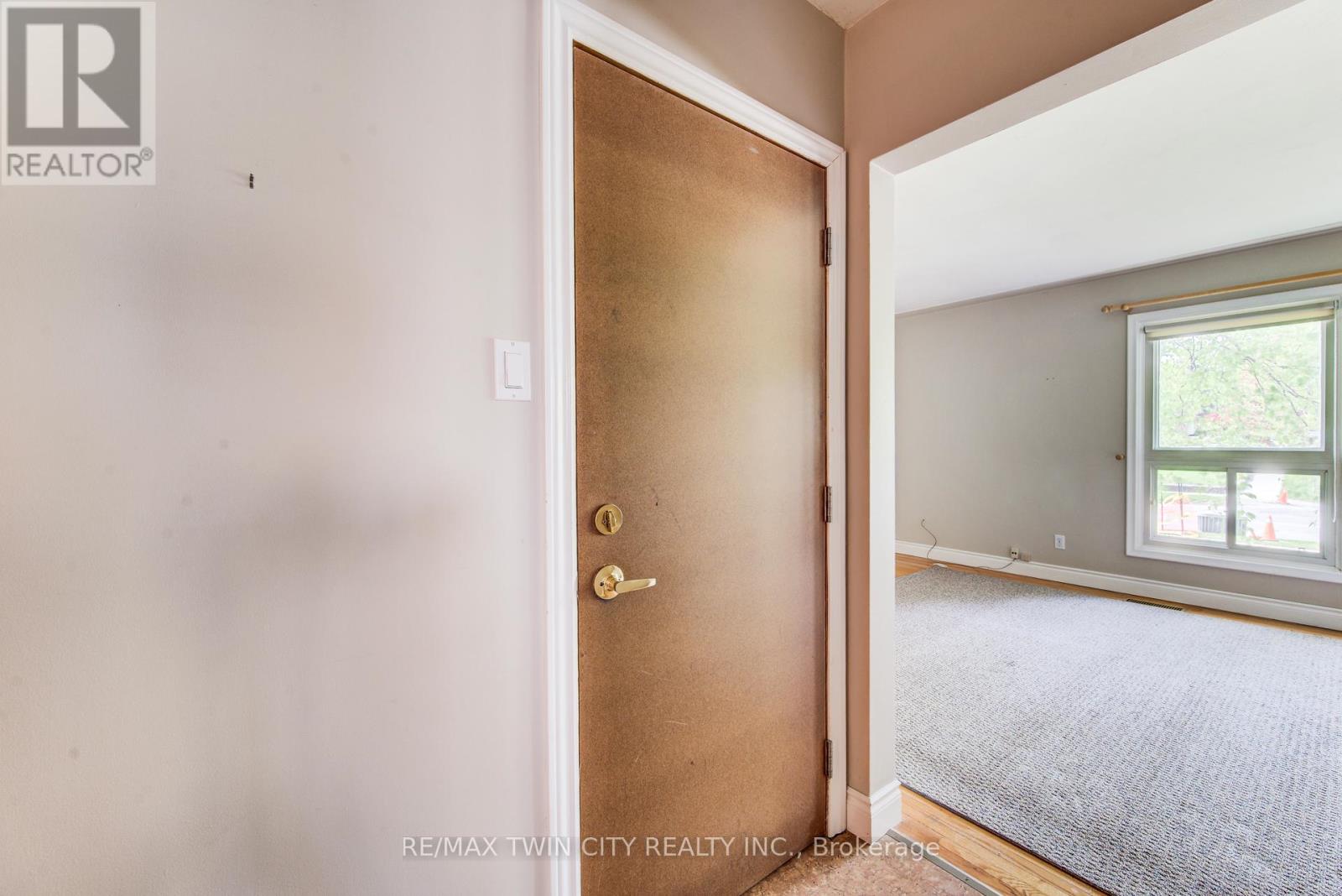71 Brandon Avenue, Kitchener, Ontario  N2M 2J2 - Photo 7 - X13157092