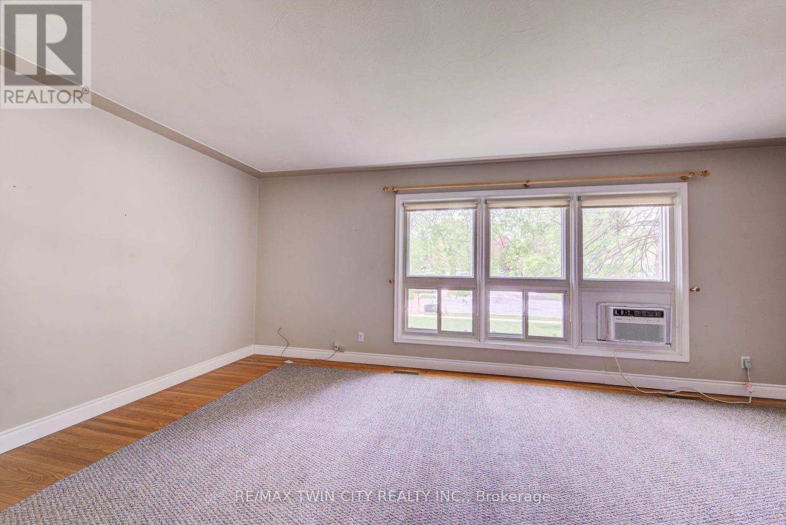 71 Brandon Avenue, Kitchener, Ontario  N2M 2J2 - Photo 8 - X13157092