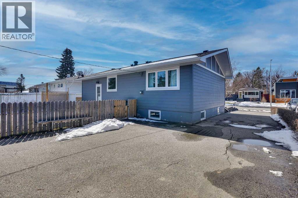 34 Malibou Road SW, Calgary, Alberta  T2V 1W8 - Photo 47 - A2305974