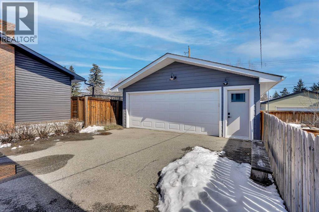 34 Malibou Road SW, Calgary, Alberta  T2V 1W8 - Photo 48 - A2305974