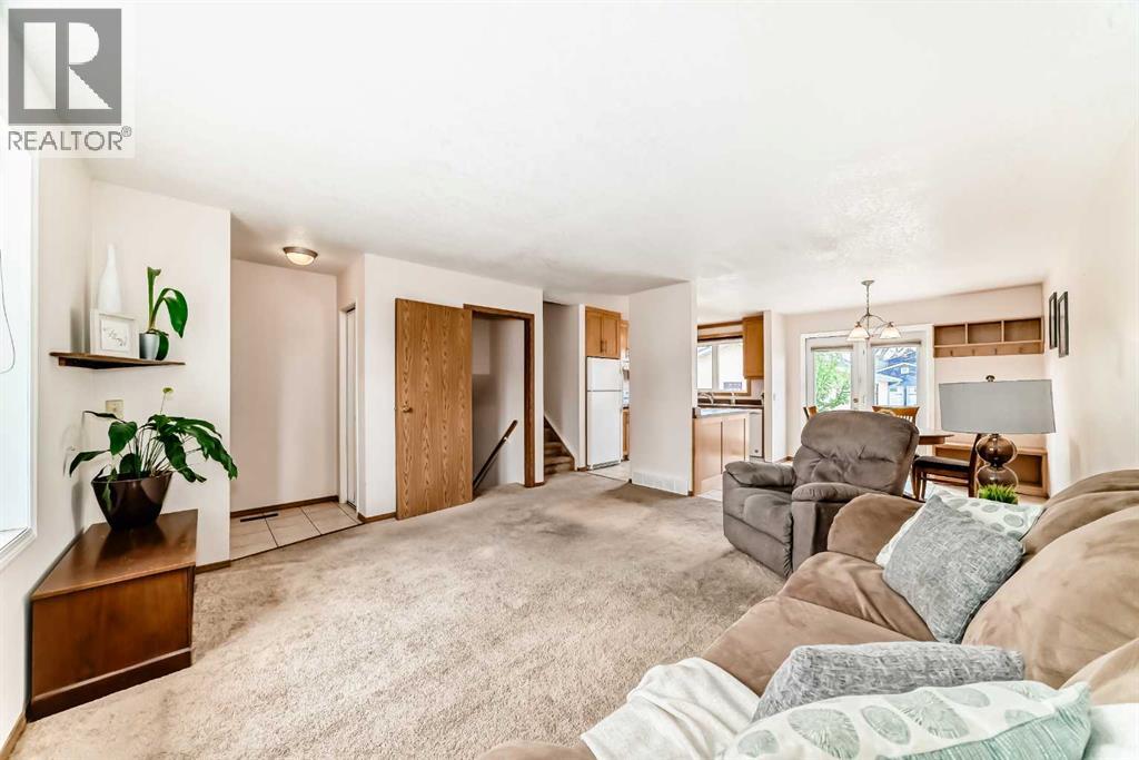 41 Alder Crescent SE, Airdrie, Alberta  T4B 1J1 - Photo 6 - A2312438
