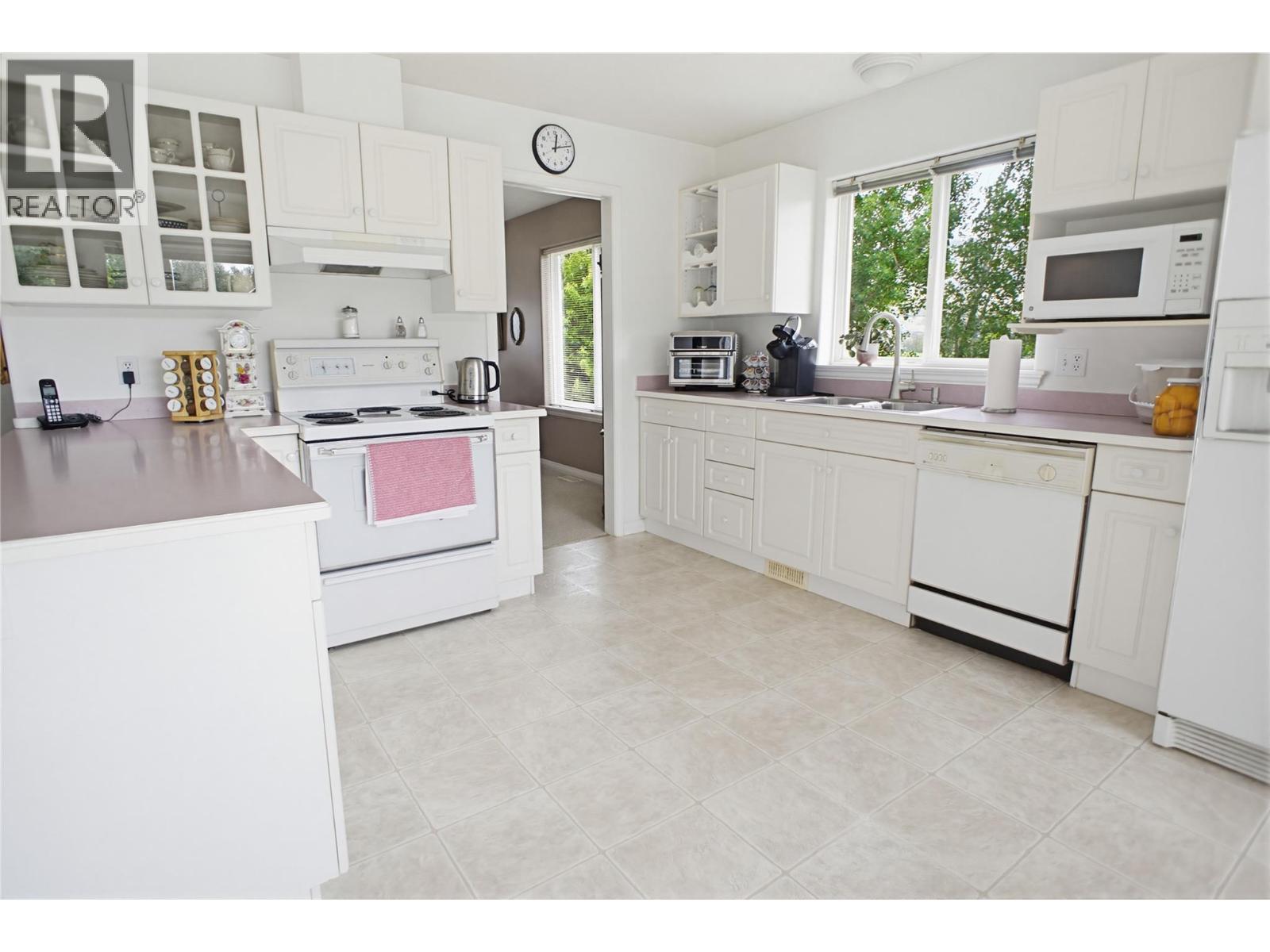 161 Haslett Road, Kamloops, British Columbia  V2H 1T8 - Photo 2 - 10387959
