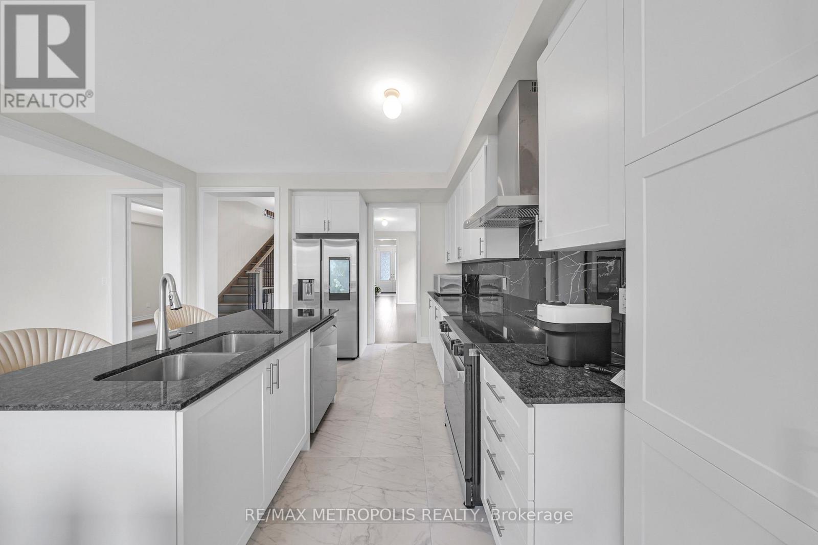 64 Big Canoe Drive, Georgina, Ontario  L0E 1R0 - Photo 19 - N13156042