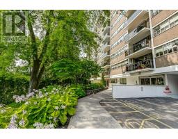 404 - 212 KERR STREET, Oakville, Ontario