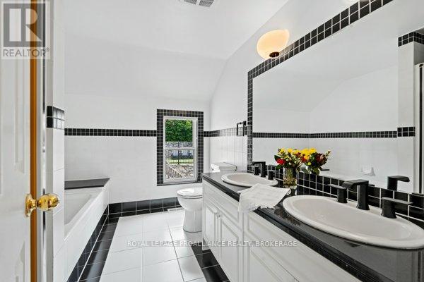 254 Main Street, Kingston, Ontario K7K 6W4 - Photo 29 - X13157122