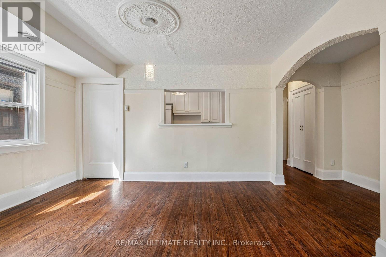 2 - 470 Oriole Parkway, Toronto, Ontario  M6S 3T9 - Photo 10 - C12833448