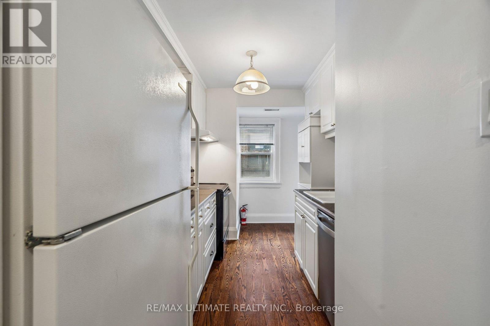 2 - 470 Oriole Parkway, Toronto, Ontario  M6S 3T9 - Photo 16 - C12833448