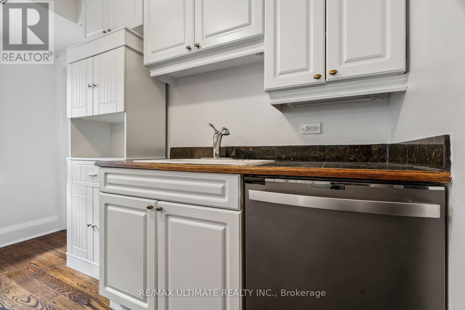 2 - 470 Oriole Parkway, Toronto, Ontario  M6S 3T9 - Photo 20 - C12833448