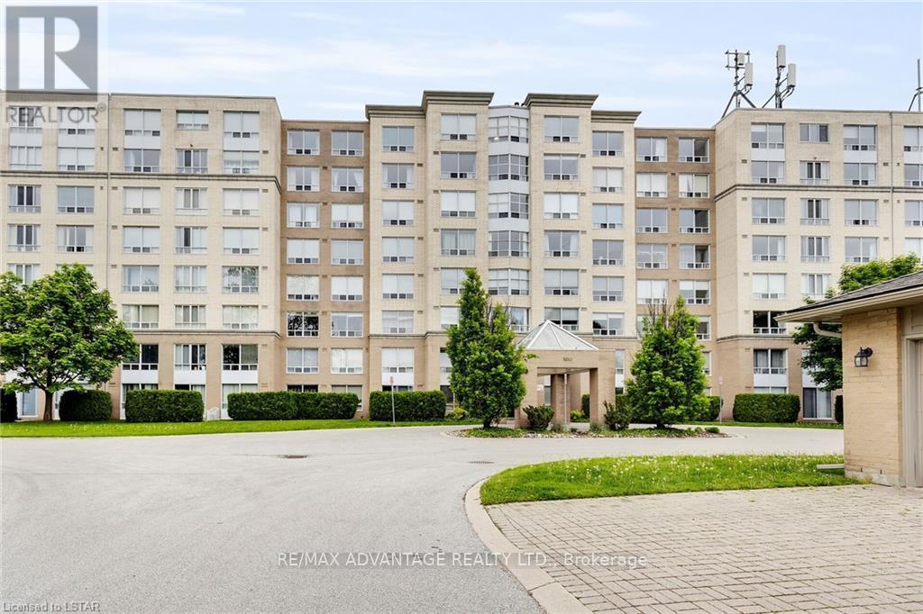 $2,400 Monthly405 - 1510 Richmond Street, London North, Ontario
