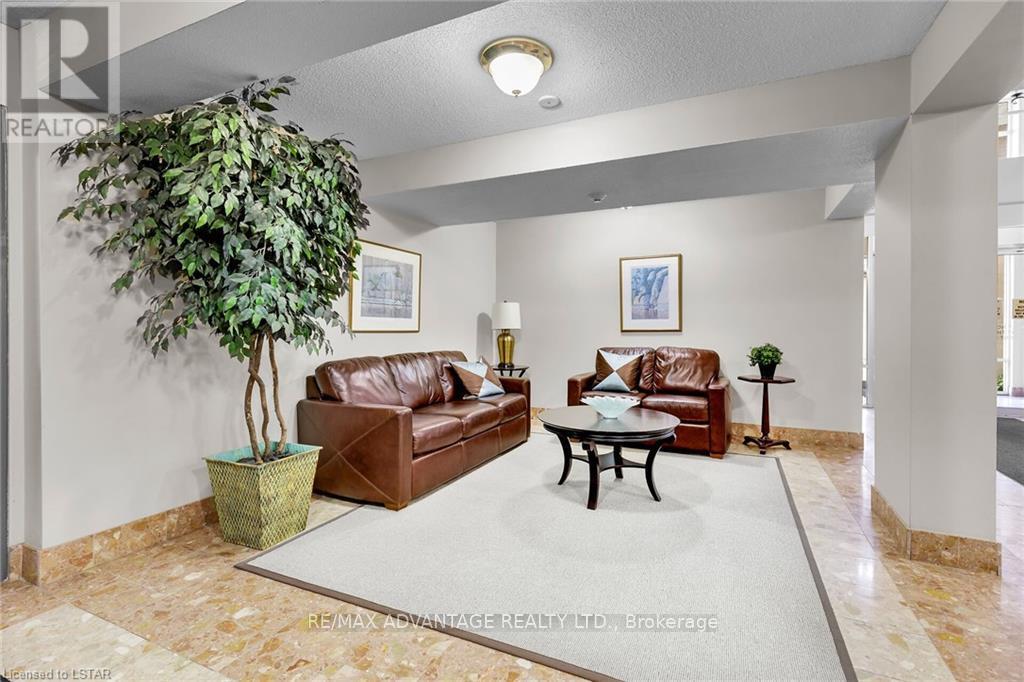 405 - 1510 Richmond Street, London North, Ontario N6G 4V2 - Photo 5 - X13157140