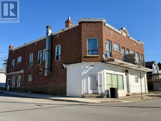 142 College ST, Thunder Bay, Ontario