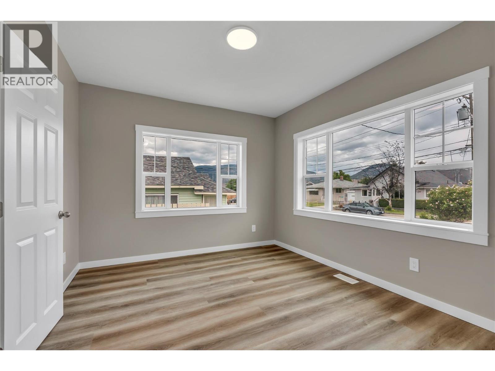 460 Penticton Avenue, Penticton, British Columbia  V2A 2M6 - Photo 11 - 10386389